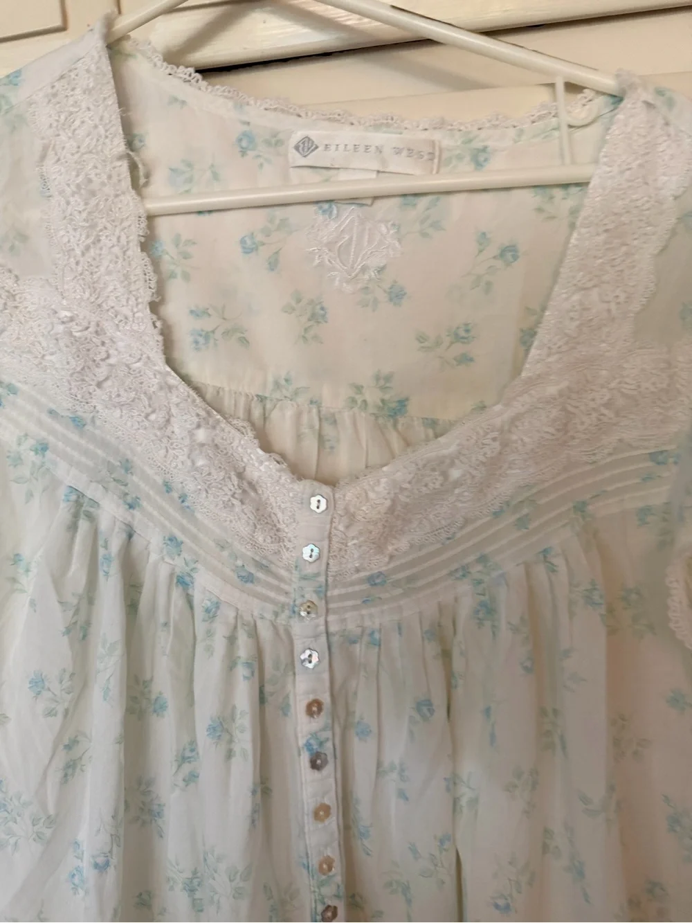 Eileen West light pale